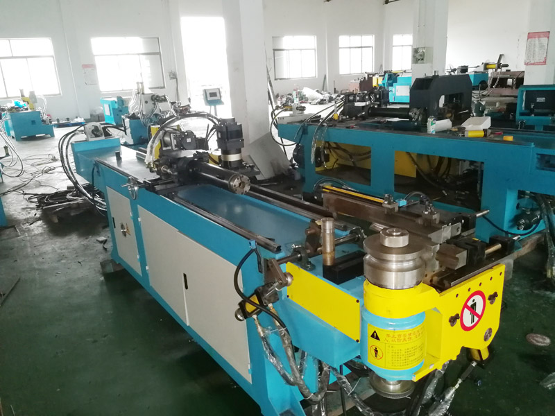 DW50CNC-2A-1S全主動彎管機